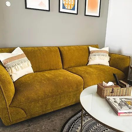 Center 1bdr Apartment