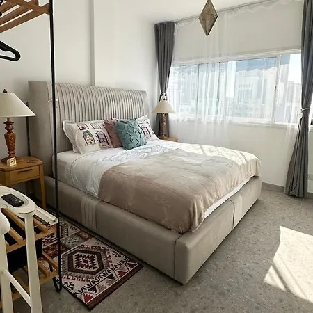 Center 1bdr アパート ニコシア