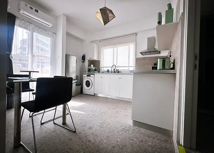 Center 1bdr Apartment