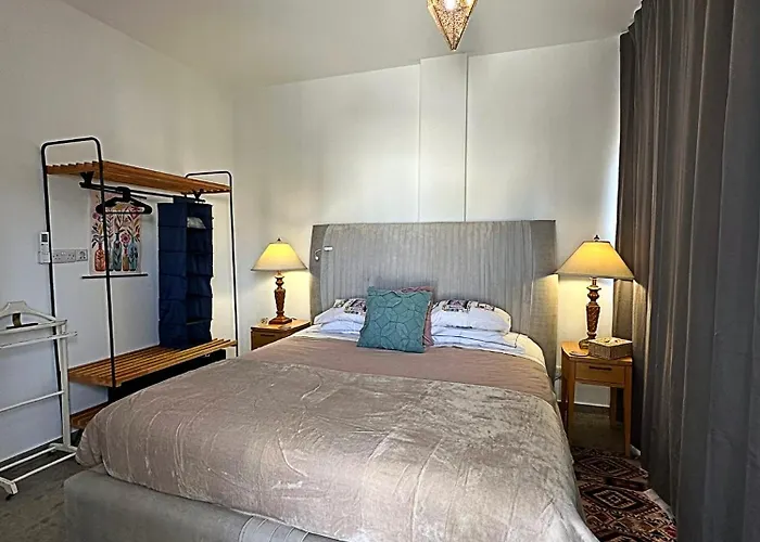 Center 1bdr Apartment