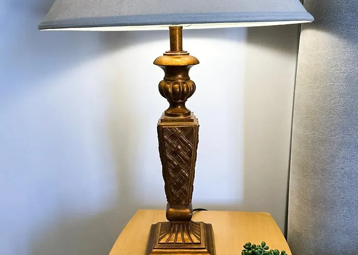 Center 1bdr Apartment