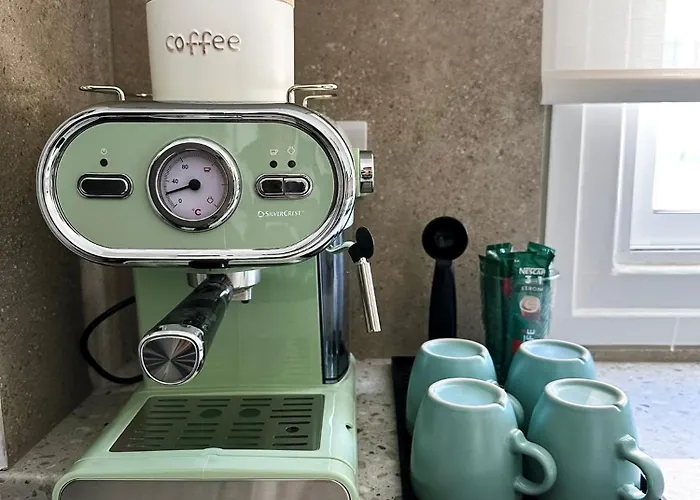 Apartment Center 1bdr *